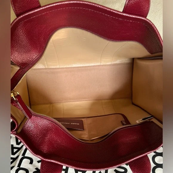 Marc Jacobs The Tote Bag in Large - Picture 3 of 11